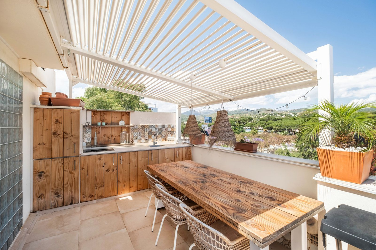 Hoekpenthouse op steenworp afstand van het strand in Costabella in Costabella - foto 17