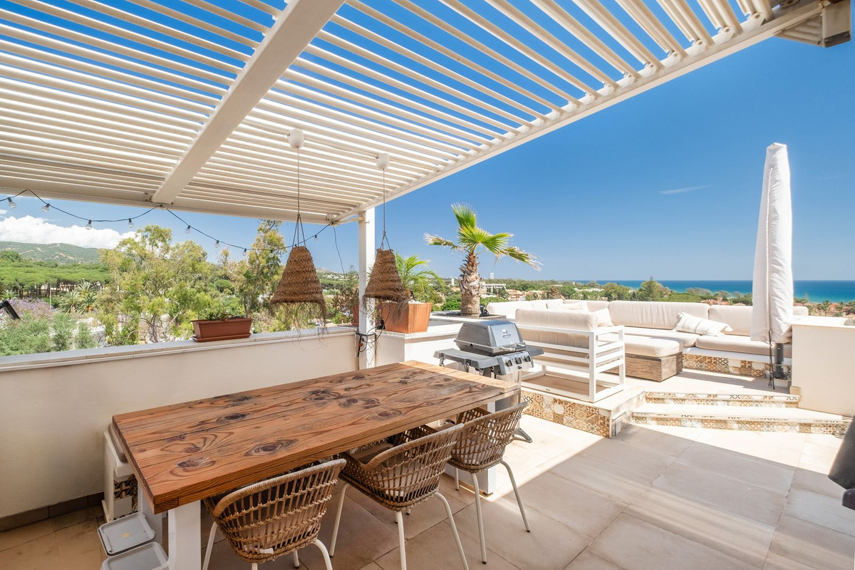 Hoekpenthouse op steenworp afstand van het strand in Costabella in Costabella - foto 18