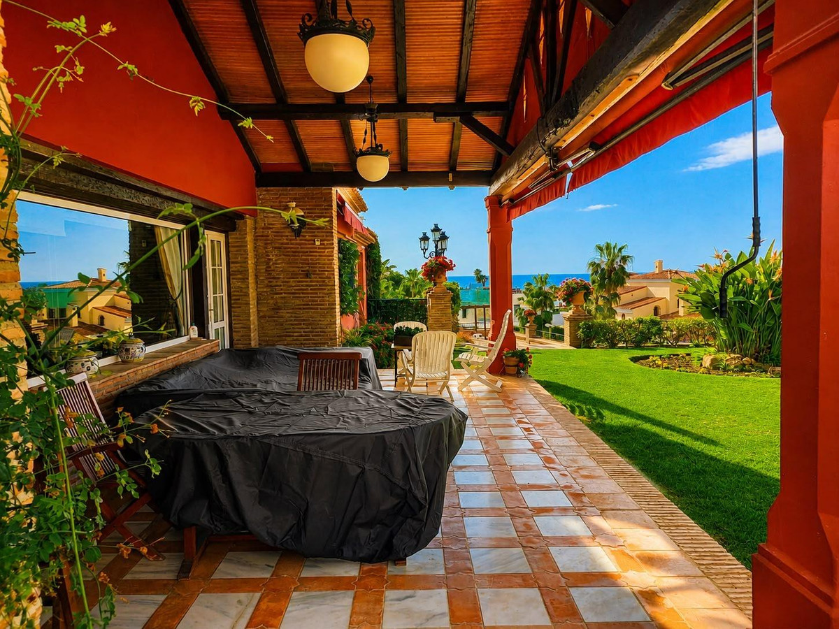 Villa met 8 slaapkamers in Torrequebrada in Torrequebrada - foto 18