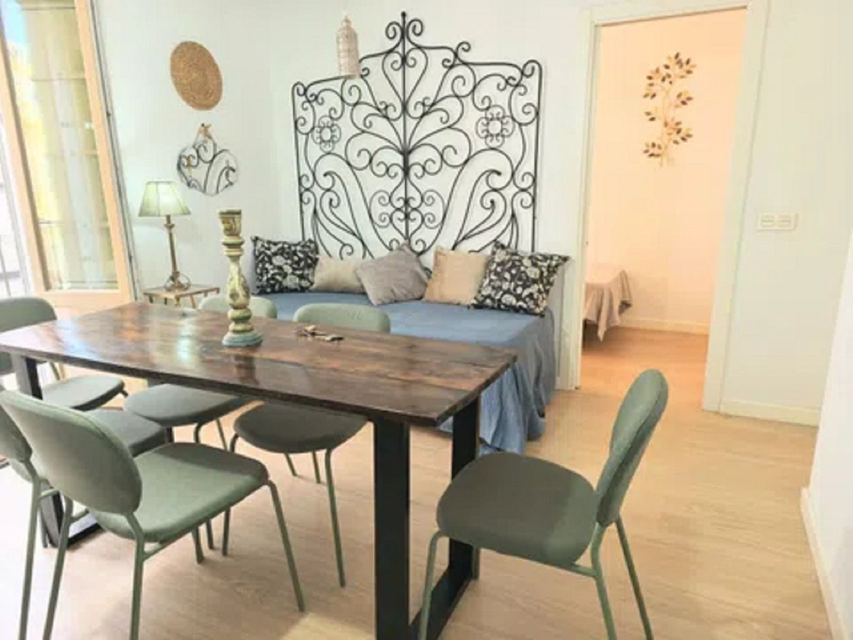 Drie-slaapkamerappartement in Málaga Centrum in Málaga Centro - foto 2