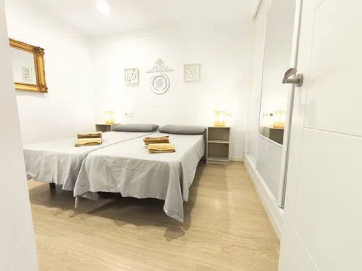 Drie-slaapkamerappartement in Málaga Centrum in Málaga Centro - foto 3