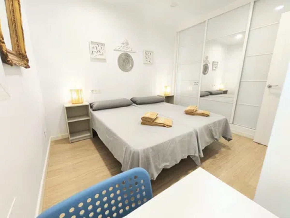 Drie-slaapkamerappartement in Málaga Centrum in Málaga Centro - foto 9