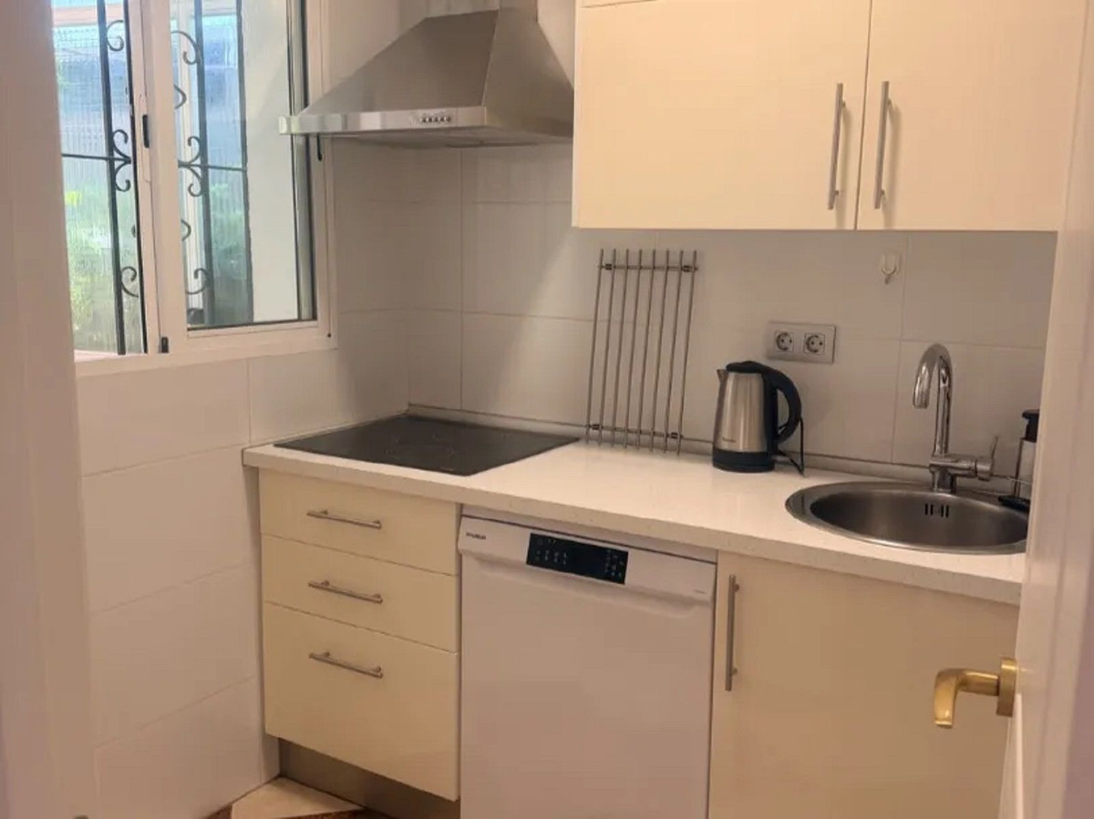 Vrijstaande villa met 2 slaapkamers in Benalmadena in Benalmadena - foto 8