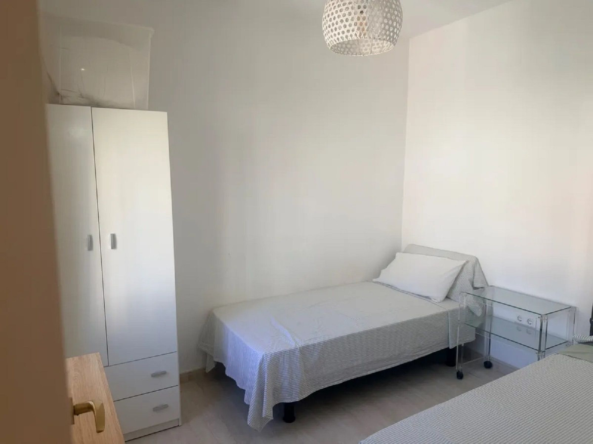Vrijstaande villa met 2 slaapkamers in Benalmadena in Benalmadena - foto 9