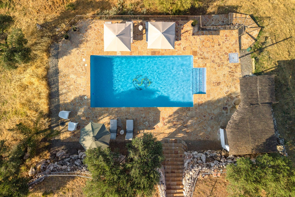 Drie-slaapkamer villa in Coín in Coín - foto 11