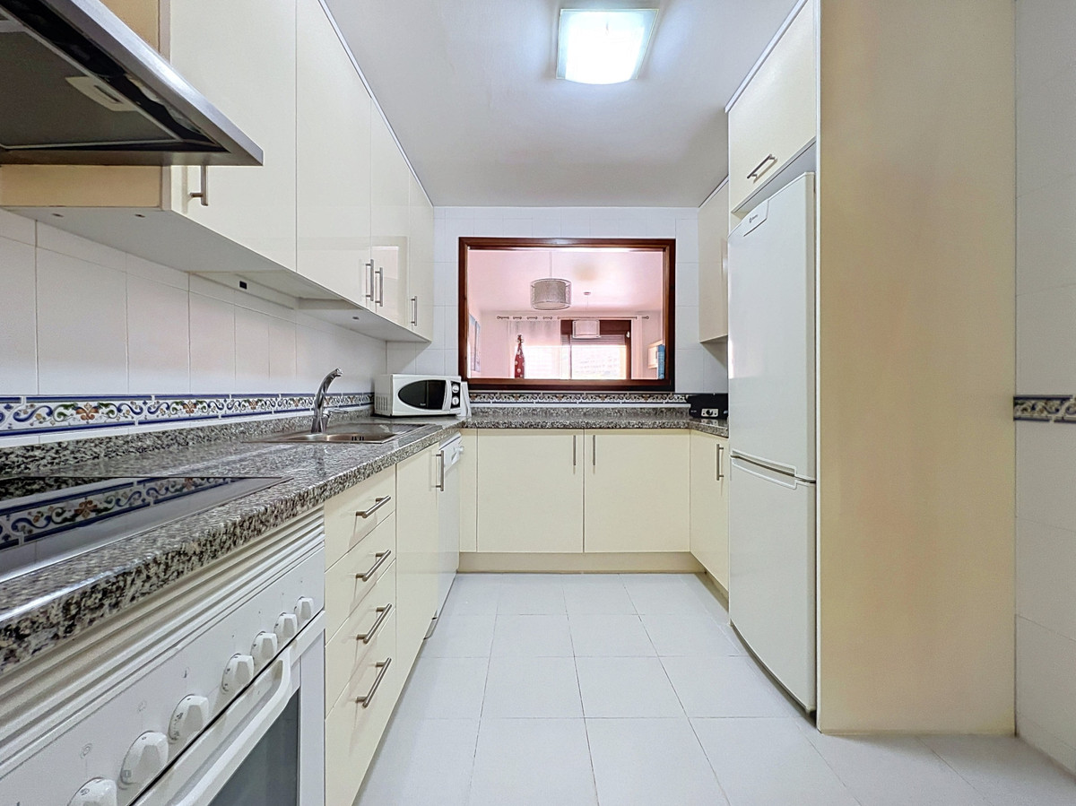 Appartement met 2 slaapkamers in La Duquesa in La Duquesa - foto 5