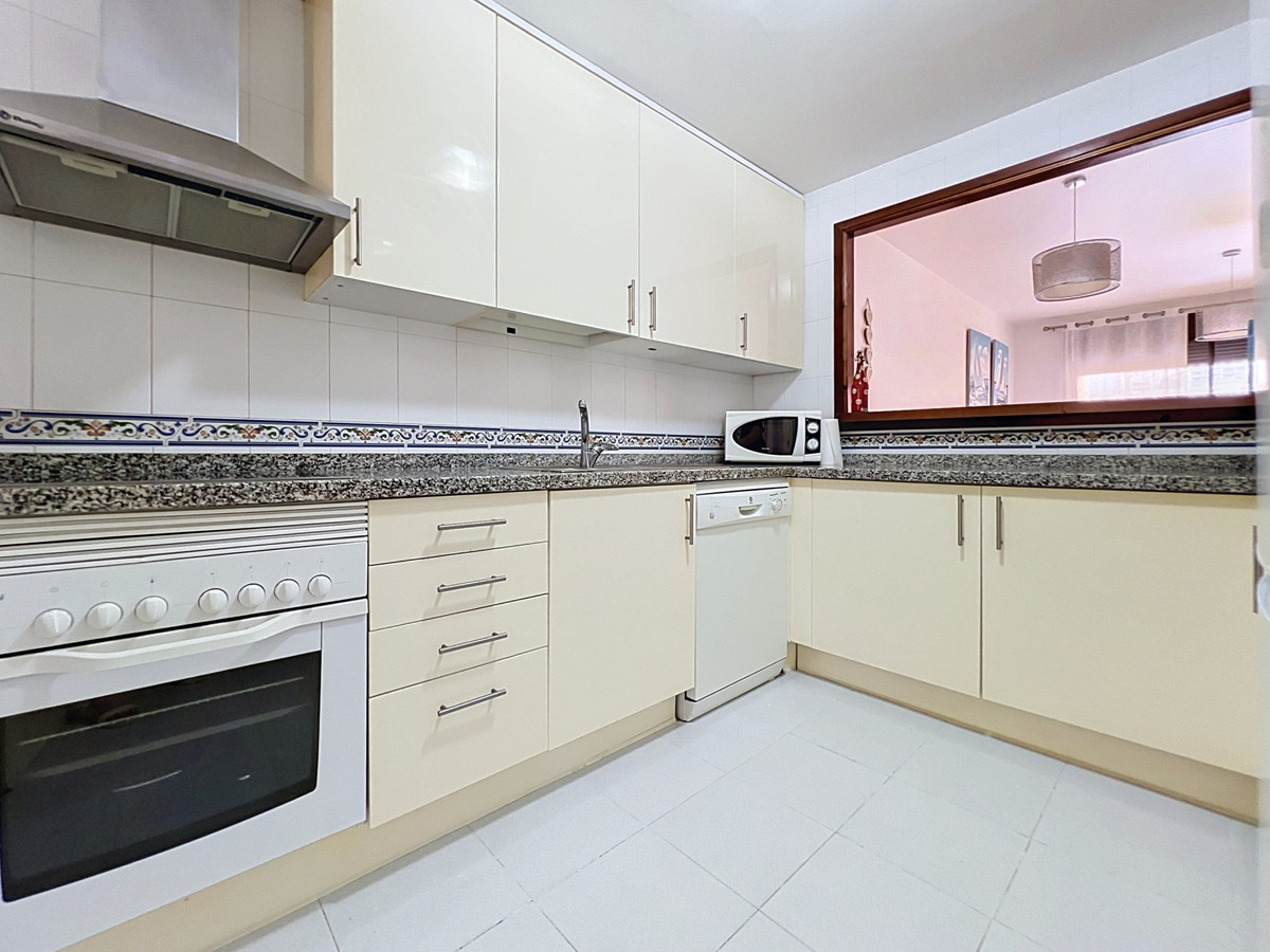Appartement met 2 slaapkamers in La Duquesa in La Duquesa - foto 7