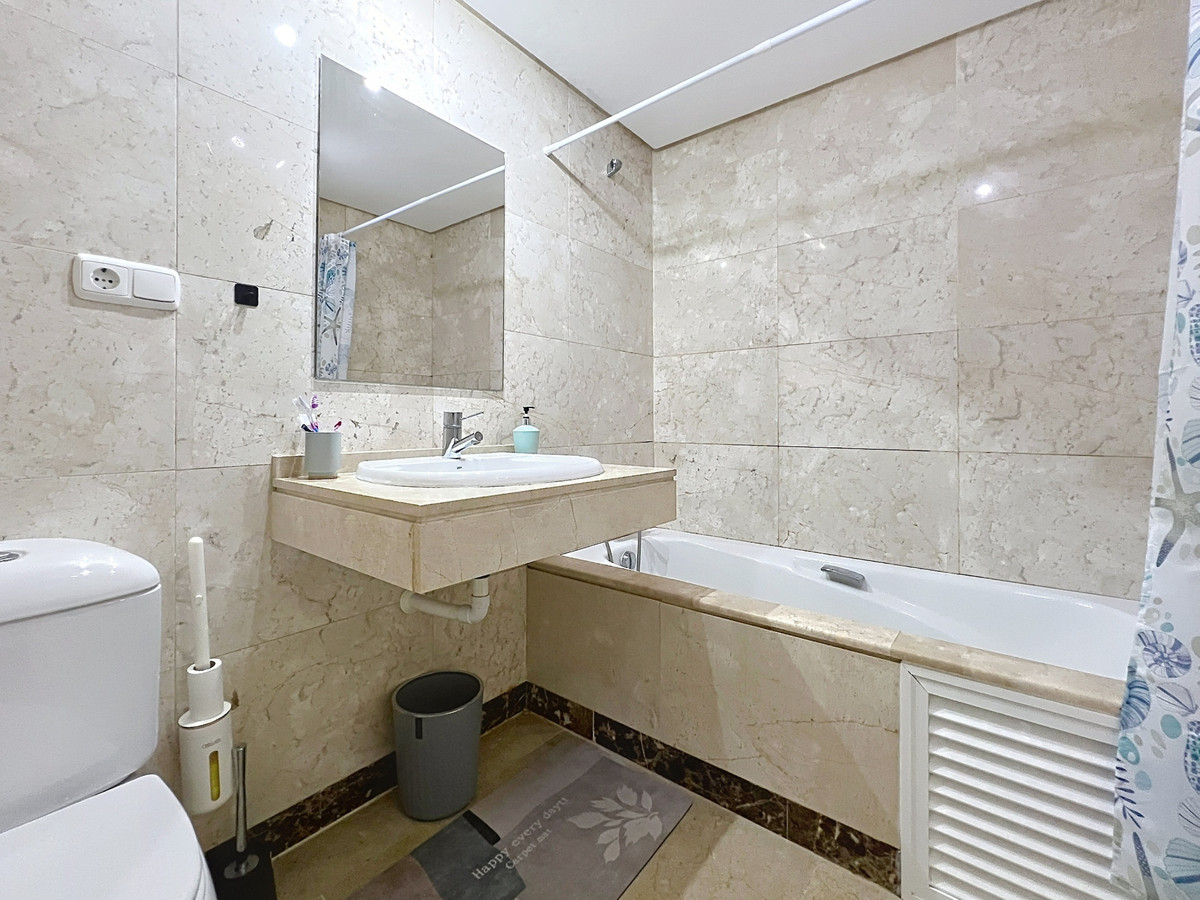 Appartement met 2 slaapkamers in La Duquesa in La Duquesa - foto 8