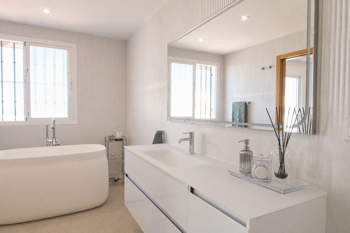 4-slaapkamer stadswoning in Manilva met zeezicht in Manilva - foto 17