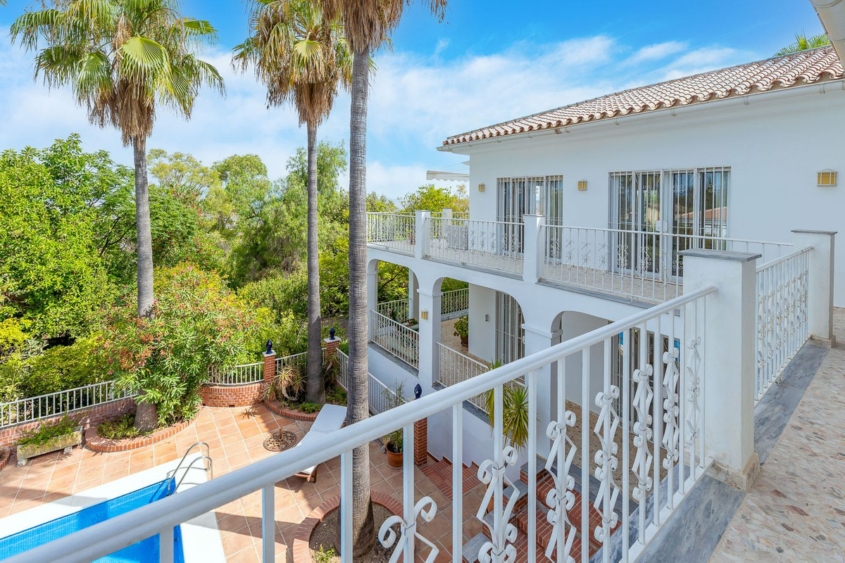Woning met 4 slaapkamers in La Chicharra, Alhaurín el Grande in Alhaurín el Grande - foto 7