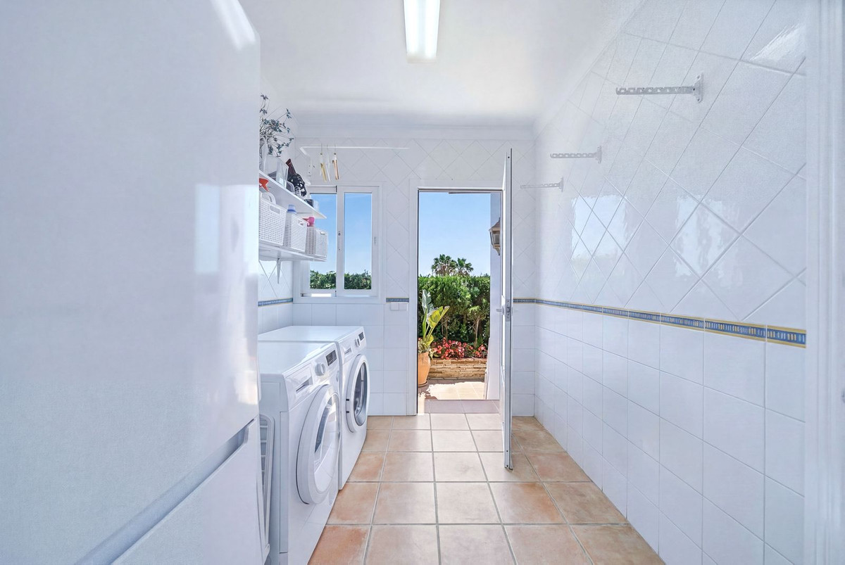 Villa met 5 slaapkamers in El Chaparral in El Chaparral - foto 16