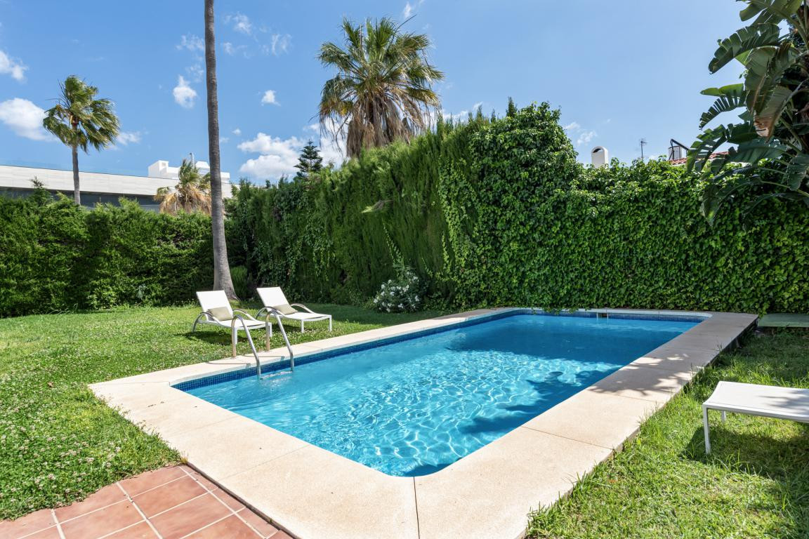6-slaapkamer villa in Nueva Andalucía in Nueva Andalucía - foto 8