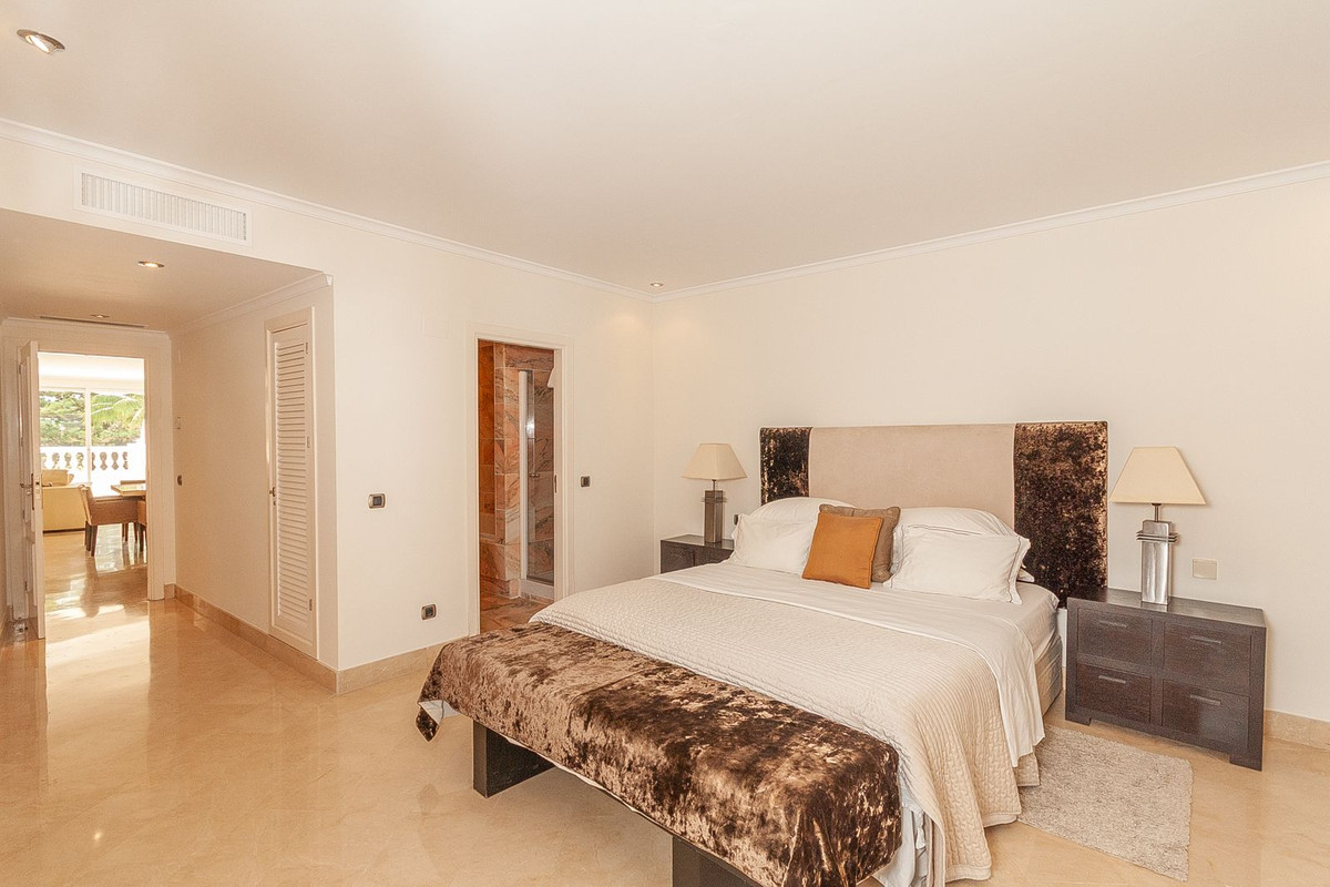Drie-slaapkamer appartement in Elviria, Marbella in Elviria - foto 5