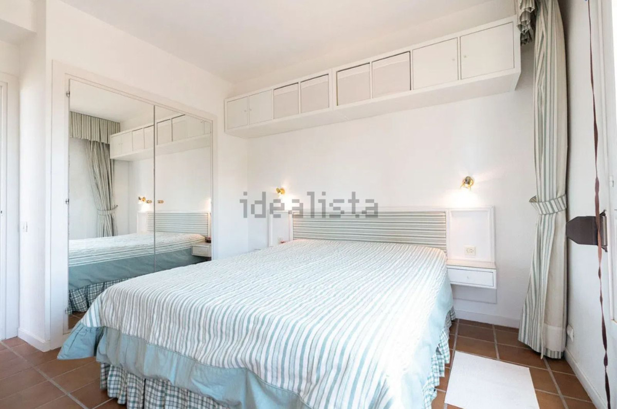 2-slaapkamer appartement in Nueva Andalucía met uitzicht op zee en La Concha in Nueva Andalucía - foto 12