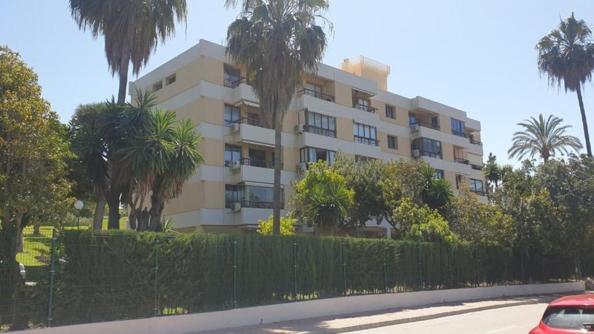 2-slaapkamer appartement in Nueva Andalucía met uitzicht op zee en La Concha in Nueva Andalucía - foto 20