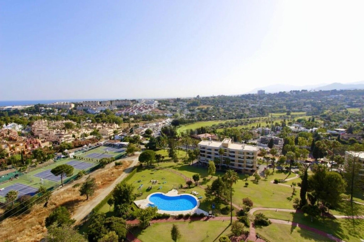2-slaapkamer appartement in Nueva Andalucía met uitzicht op zee en La Concha in Nueva Andalucía - foto 6