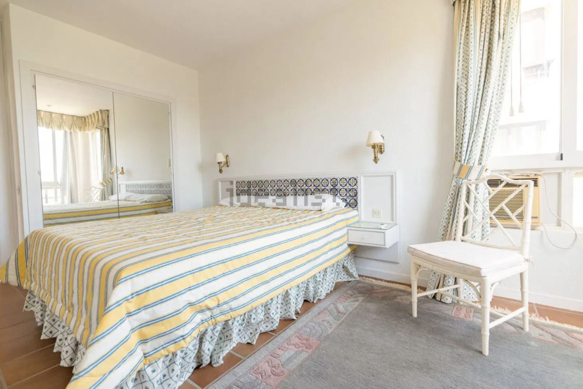 2-slaapkamer appartement in Nueva Andalucía met uitzicht op zee en La Concha in Nueva Andalucía - foto 9