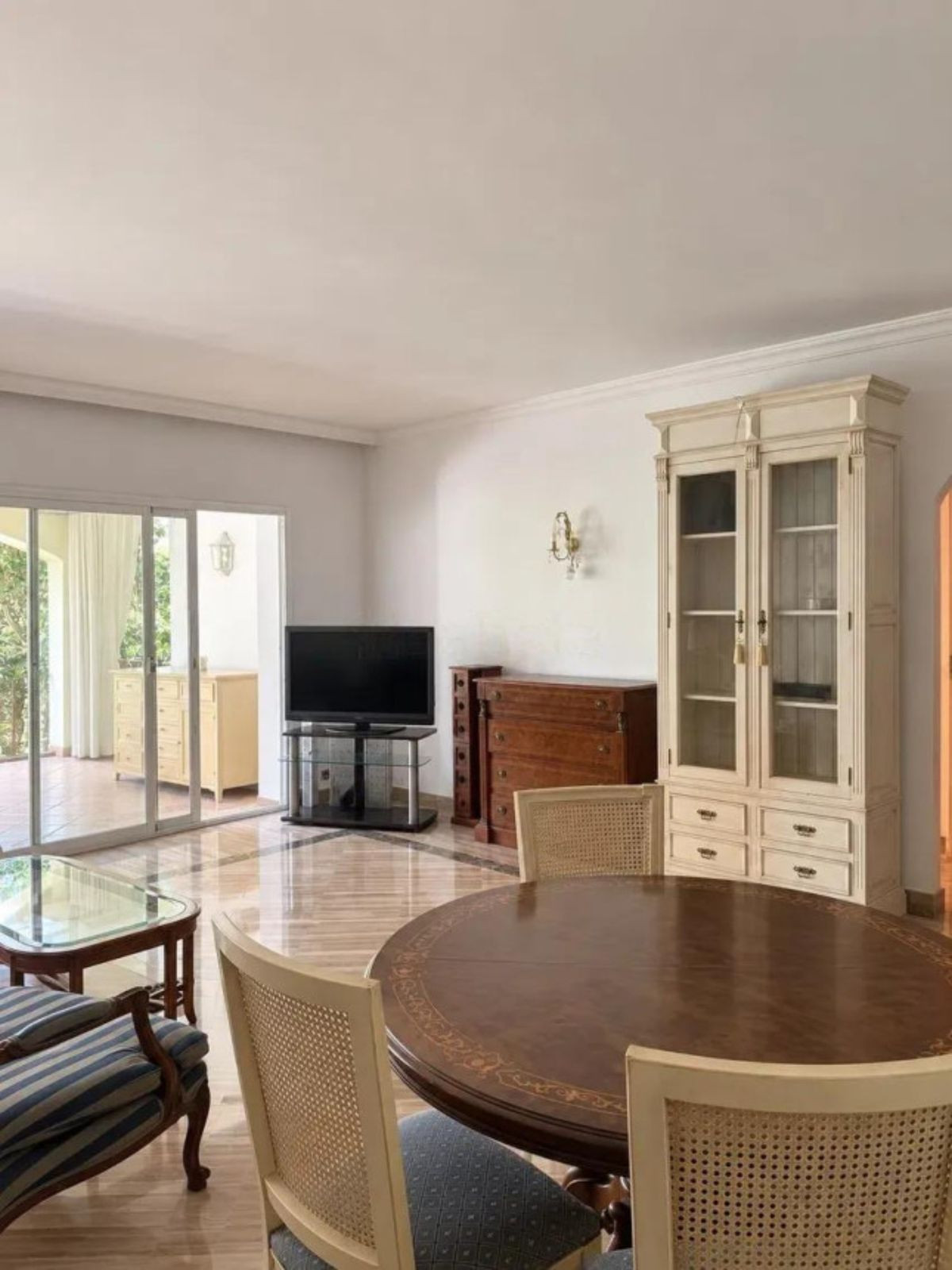 Appartement met 2 slaapkamers in Marbella in Marbella - foto 3
