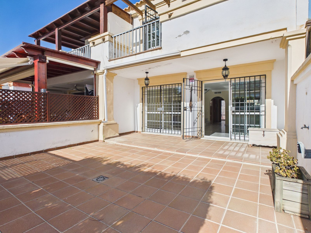 4-slaapkamerwoning in Marbella in Marbella - foto 12