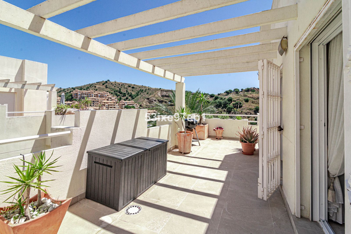 Licht hoekpenthouse met privé dakterras in Calahonda in Calahonda - foto 19