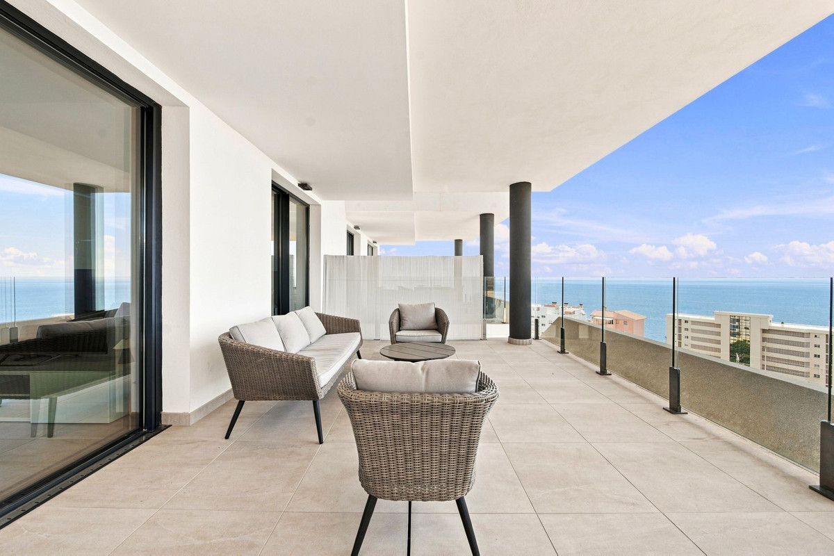 Exclusief 2-slaapkamer appartement met panoramisch zeezicht in Carvajal – Higuerón, Fuengirola in Fuengirola - foto 2