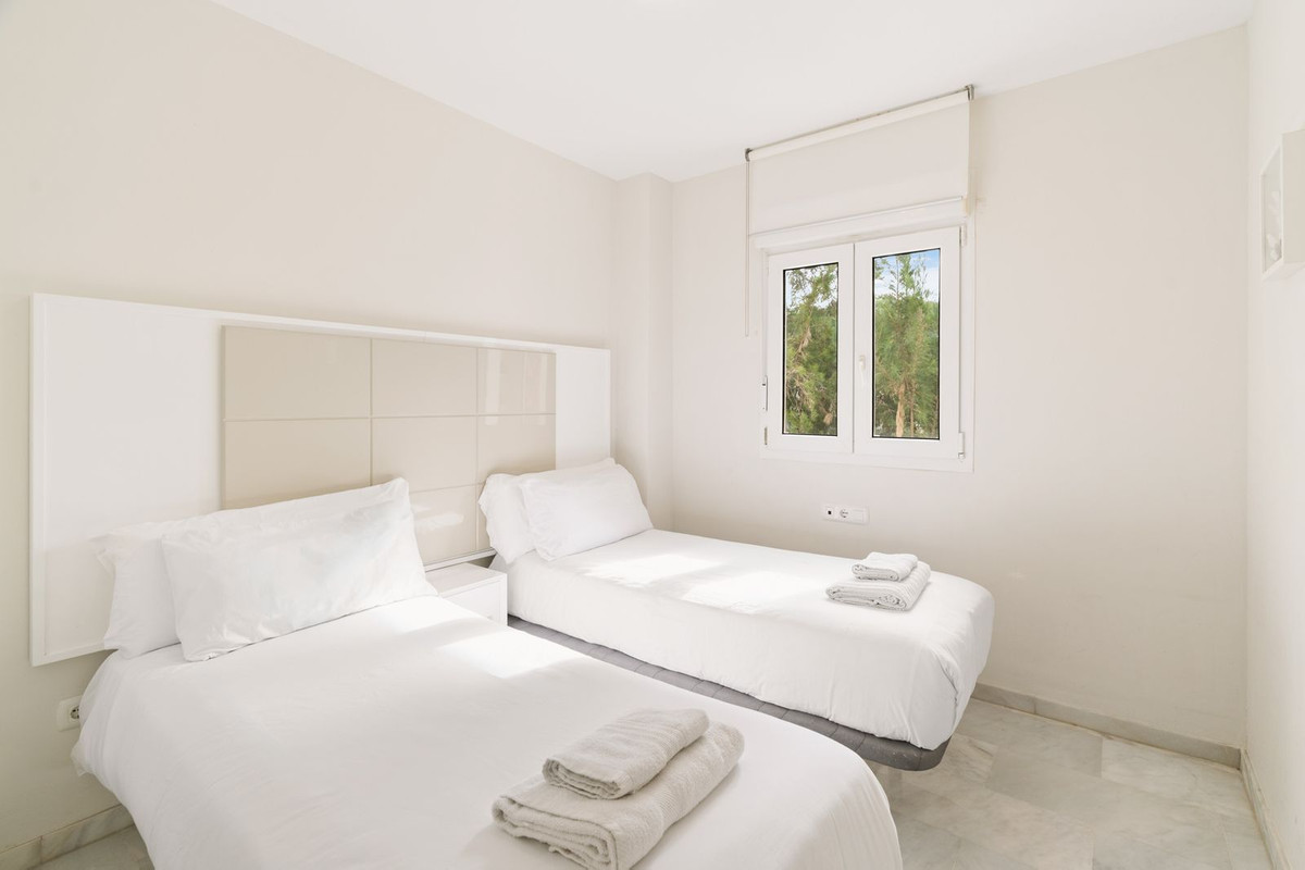 2-slaapkamer appartement aan het strand in Calahonda in Calahonda - foto 13