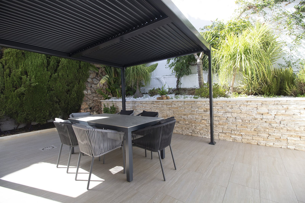 Gerenoveerde 3-slaapkamer stadswoning met zeezicht in Benalmádena in Benalmadena - foto 6