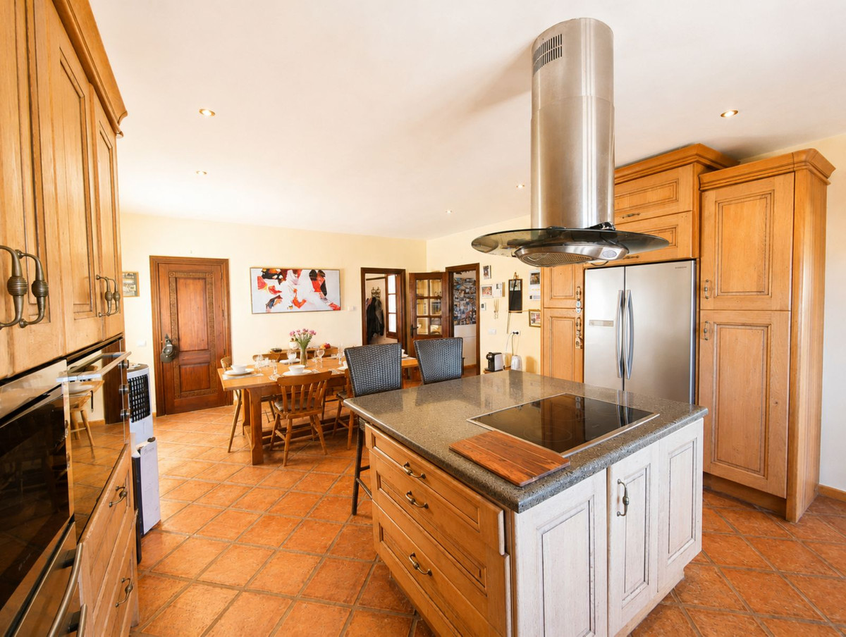 Andalusisch cortijo met 4 slaapkamers in Casares in Casares - foto 12