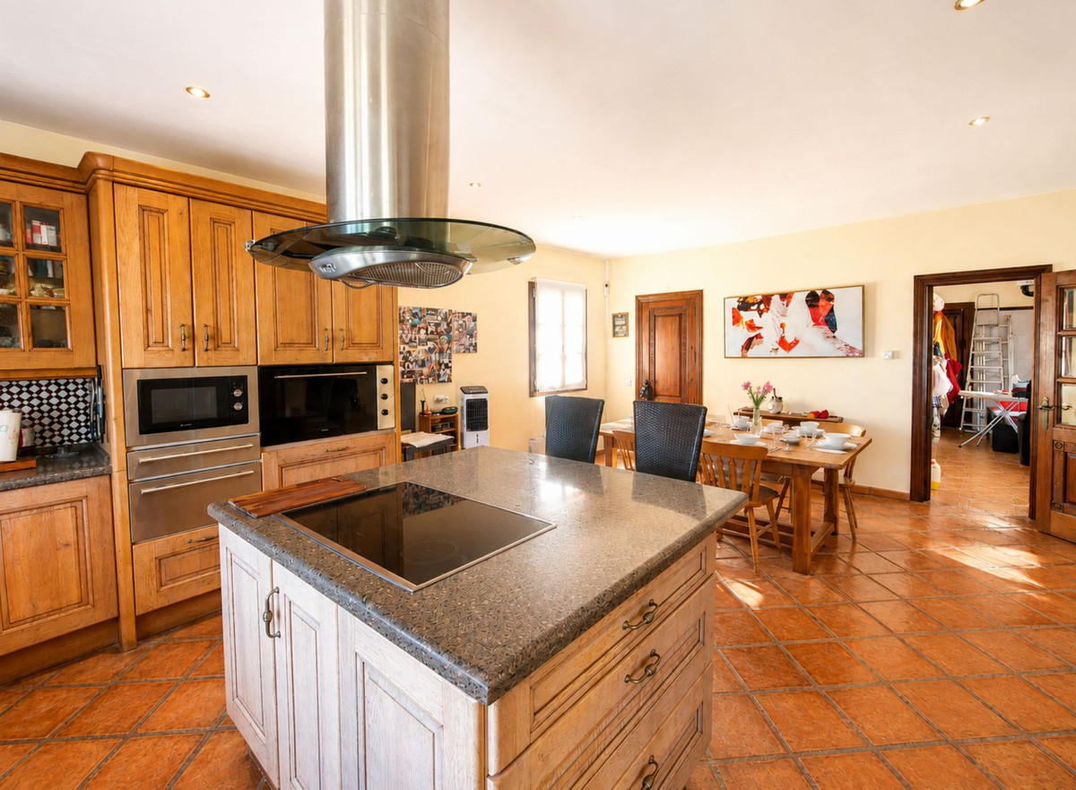 Andalusisch cortijo met 4 slaapkamers in Casares in Casares - foto 13
