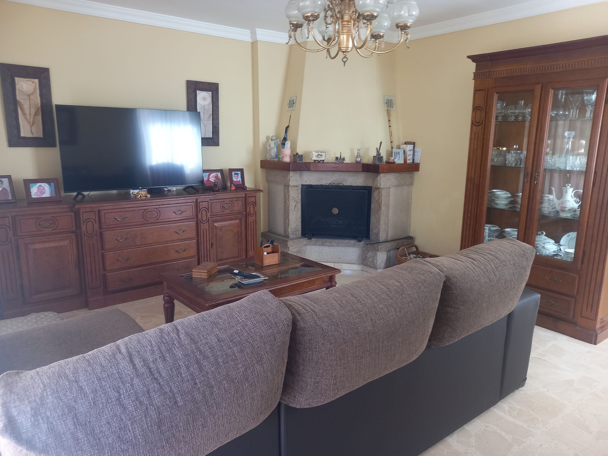 4-slaapkamer villa in Estepona in Estepona - foto 3
