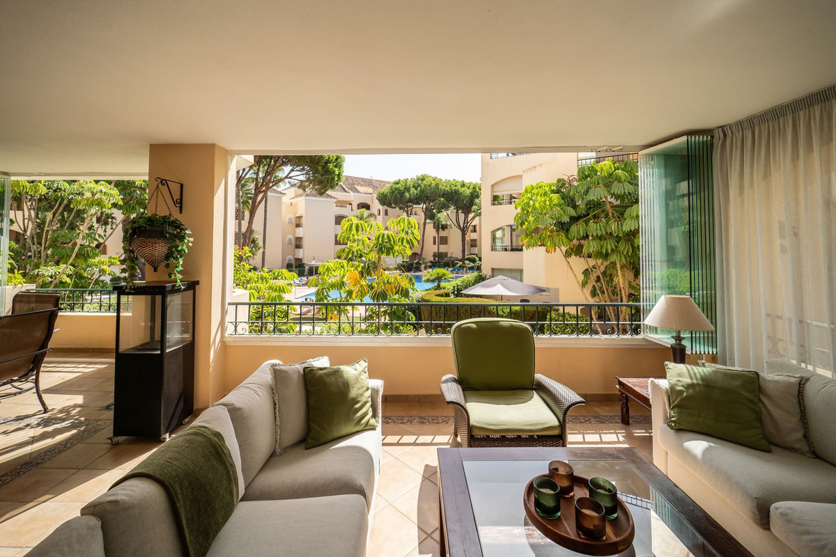 Drie-slaapkamer appartement in Elviria in Elviria - foto 5