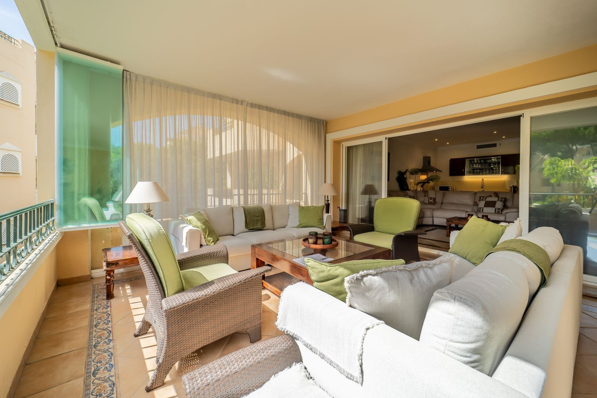 Drie-slaapkamer appartement in Elviria in Elviria - foto 6