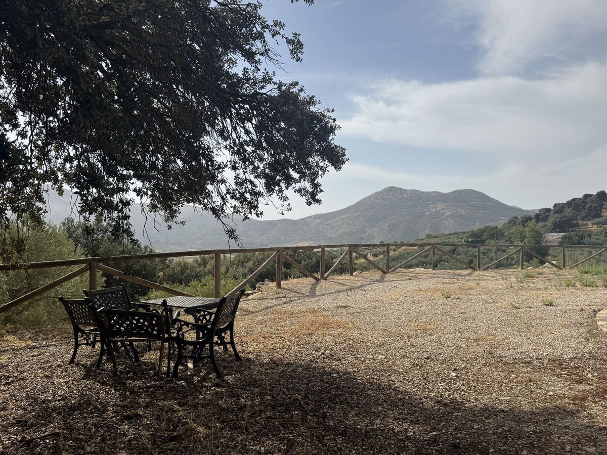 Finca met 3 slaapkamers te koop in Alfarnate, Málaga in Alfarnate - foto 8