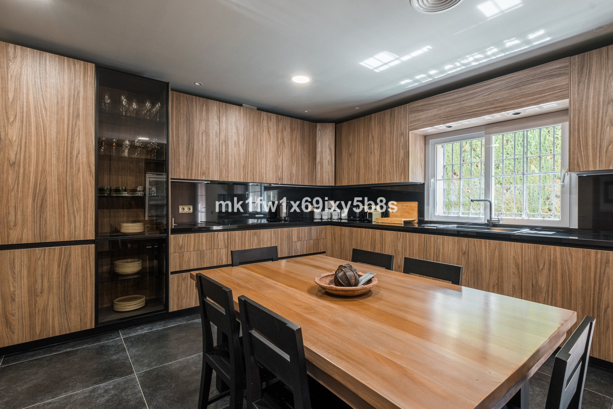 Vijf-slaapkamer villa in La Capellanía, Alhaurín de la Torre in Alhaurín de la Torre - foto 16