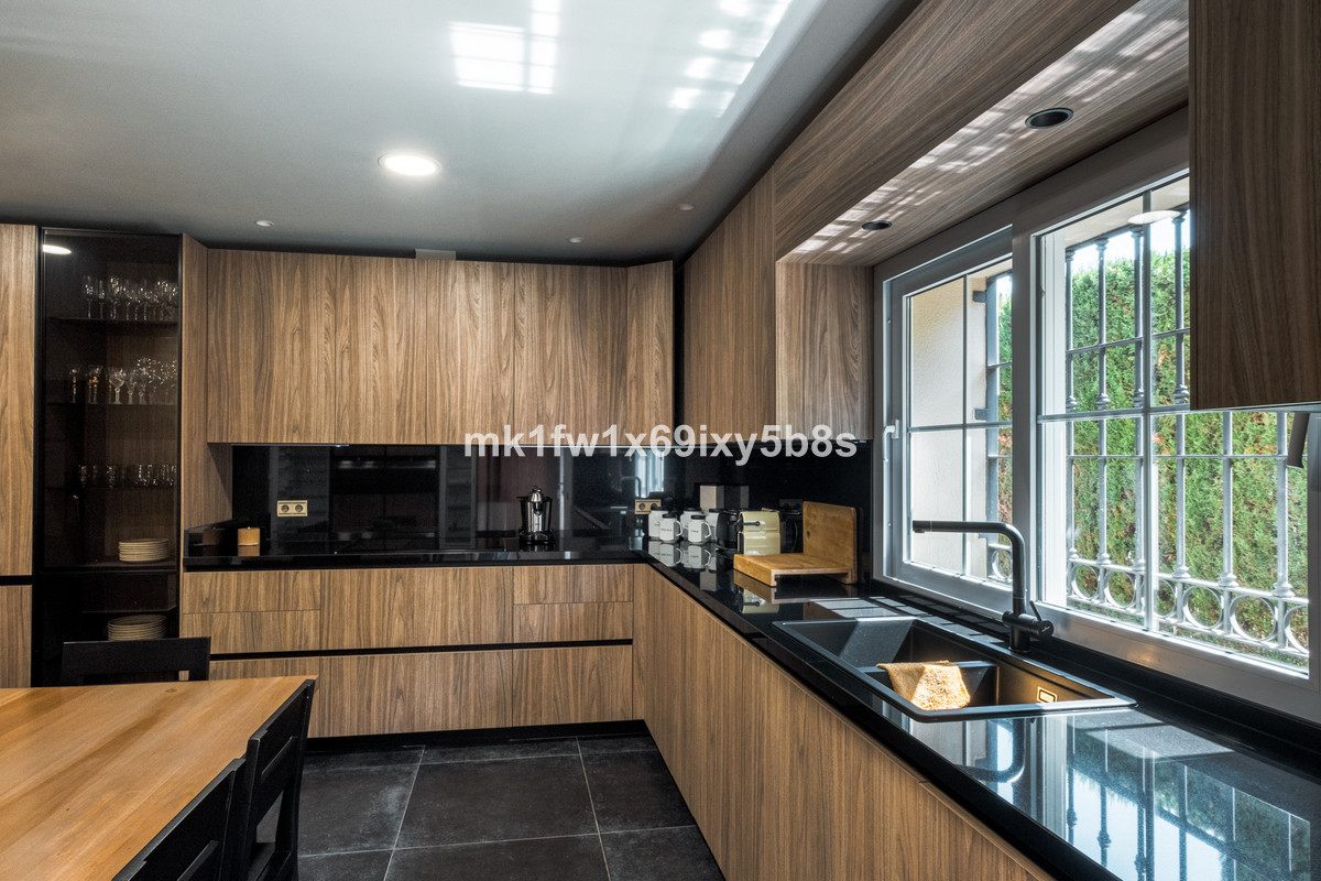 Vijf-slaapkamer villa in La Capellanía, Alhaurín de la Torre in Alhaurín de la Torre - foto 17