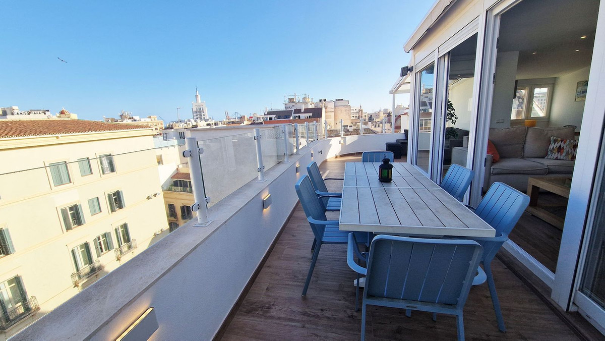Penthouse met drie slaapkamers in Málaga | Centrale ligging nabij Plaza de las Flores in Málaga - foto 11
