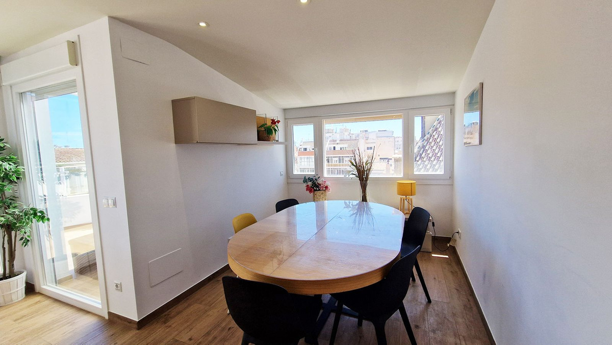 Penthouse met drie slaapkamers in Málaga | Centrale ligging nabij Plaza de las Flores in Málaga - foto 6