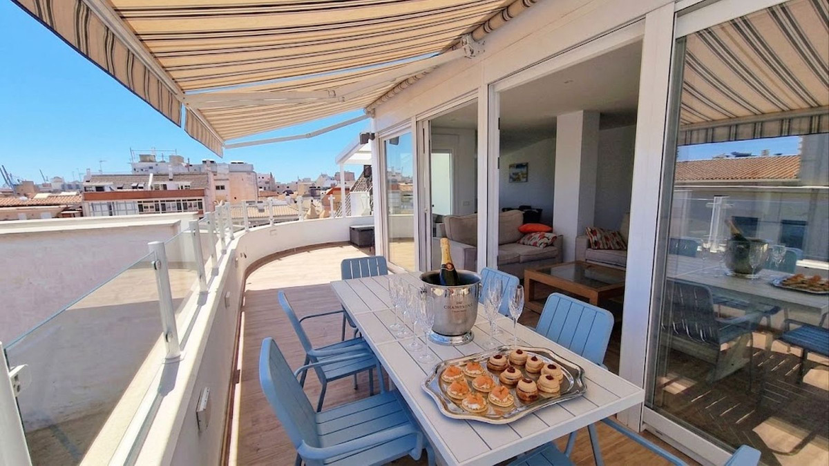 Penthouse met drie slaapkamers in Málaga | Centrale ligging nabij Plaza de las Flores in Málaga - foto 10