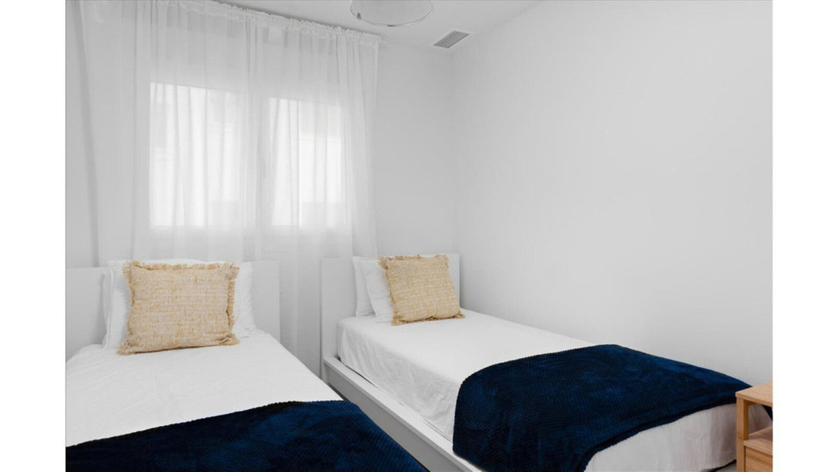 Appartement met 2 slaapkamers in Estepona in Estepona - foto 11