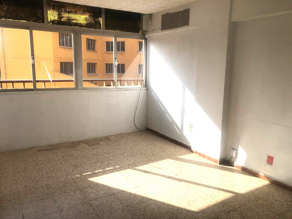 Drie-slaapkamerappartement in Málaga in Málaga - foto 11
