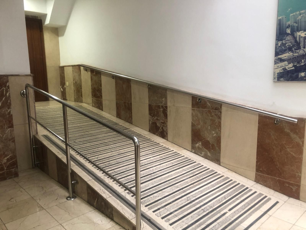 Drie-slaapkamerappartement in Málaga in Málaga - foto 5