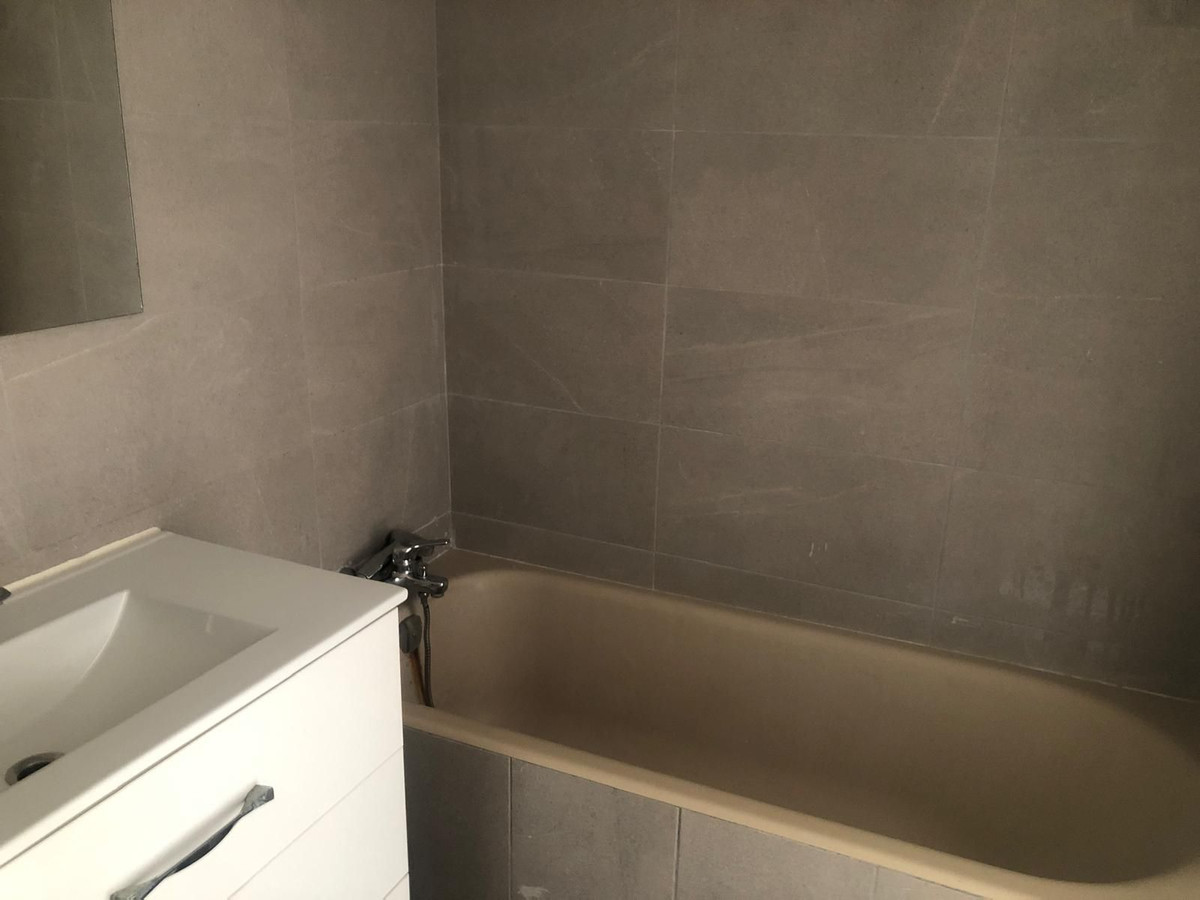 Drie-slaapkamerappartement in Málaga in Málaga - foto 7