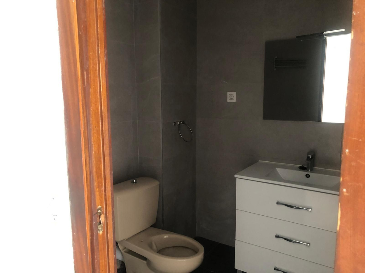 Drie-slaapkamerappartement in Málaga in Málaga - foto 8
