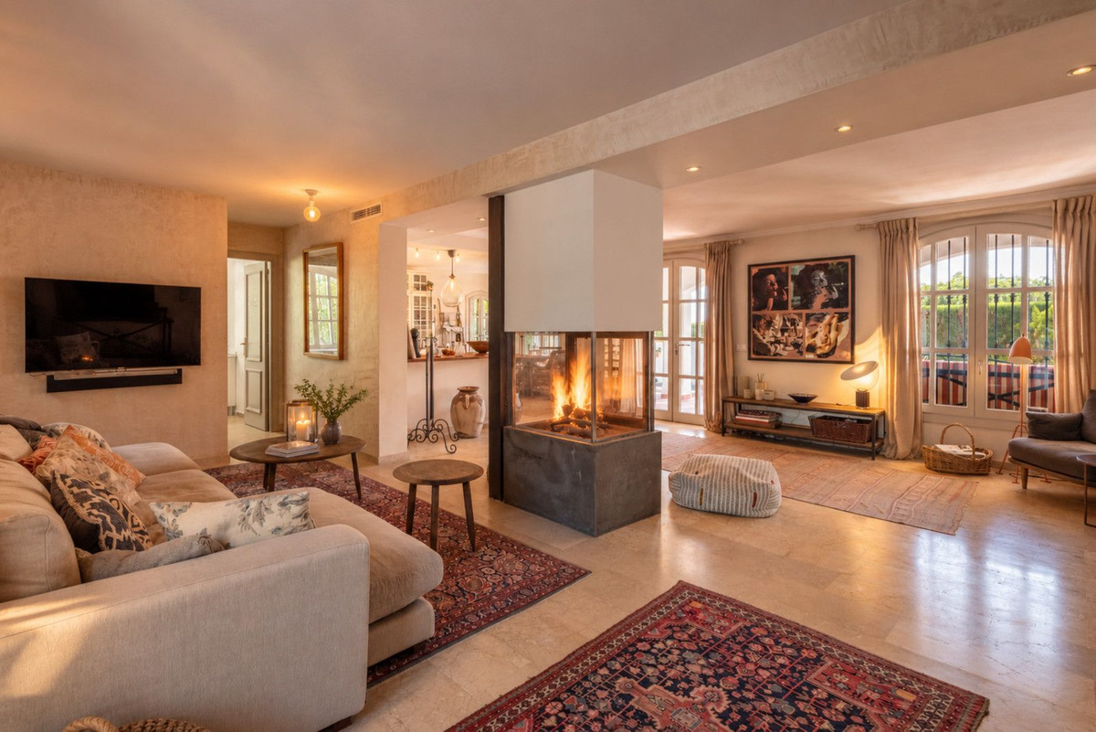 Charmante villa met 3 slaapkamers in Marbella in Marbella - foto 3
