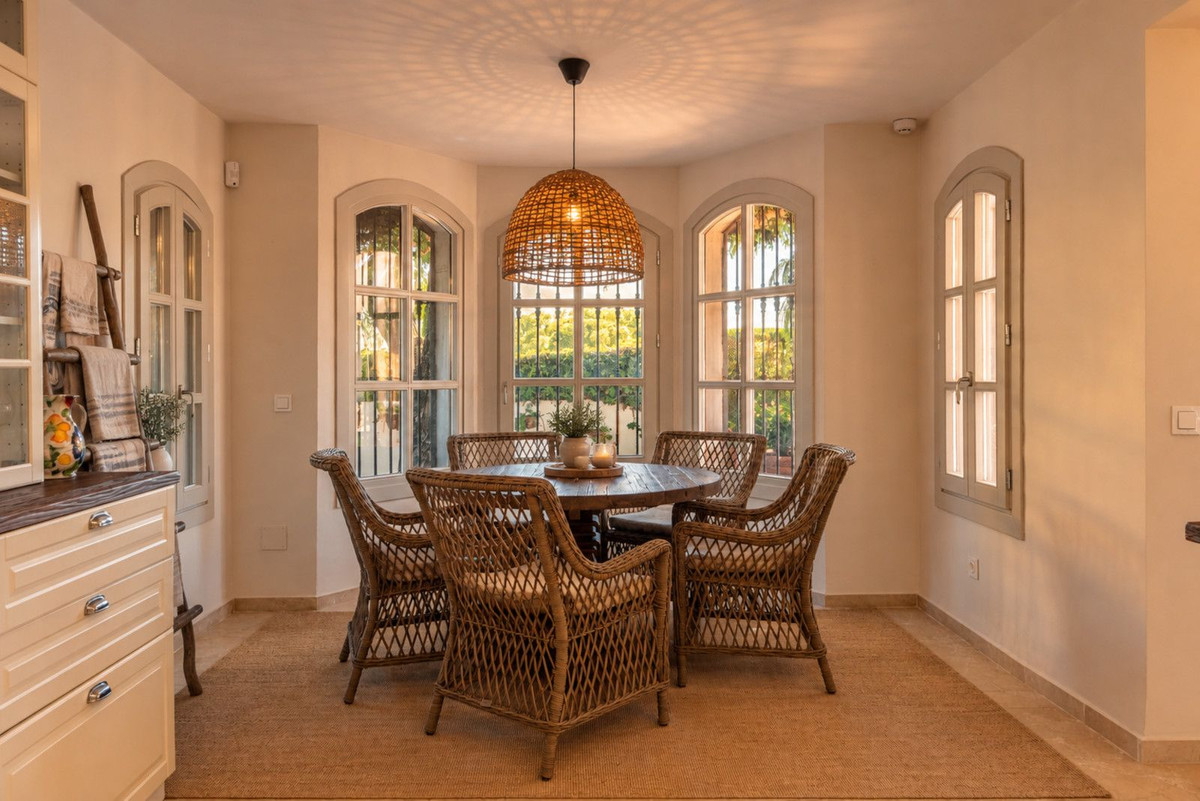 Charmante villa met 3 slaapkamers in Marbella in Marbella - foto 6