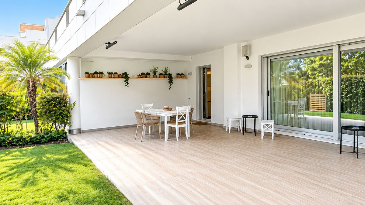 Drie-slaapkamerappartement in San Pedro de Alcántara in San Pedro de Alcántara - foto 6