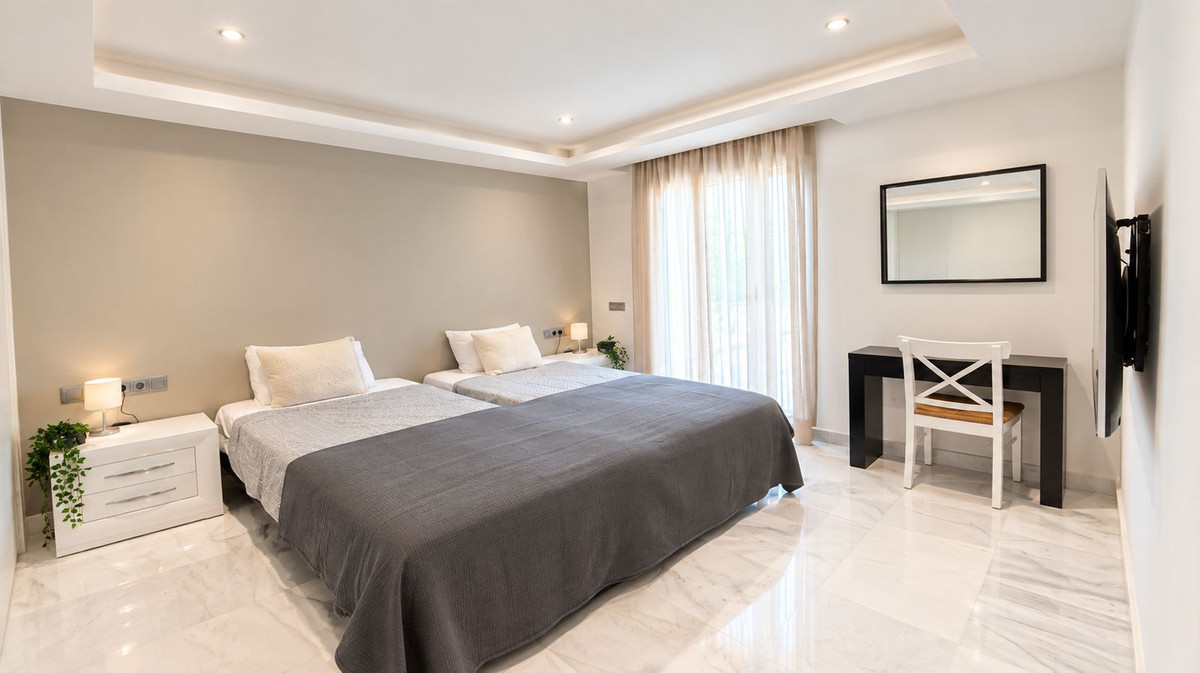 Drie-slaapkamerappartement in San Pedro de Alcántara in San Pedro de Alcántara - foto 8