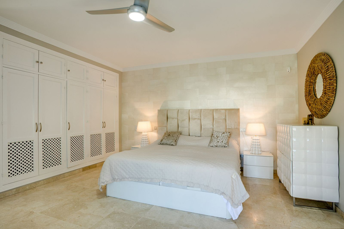 Villa met 3 slaapkamers in El Paraiso in El Paraiso - foto 12