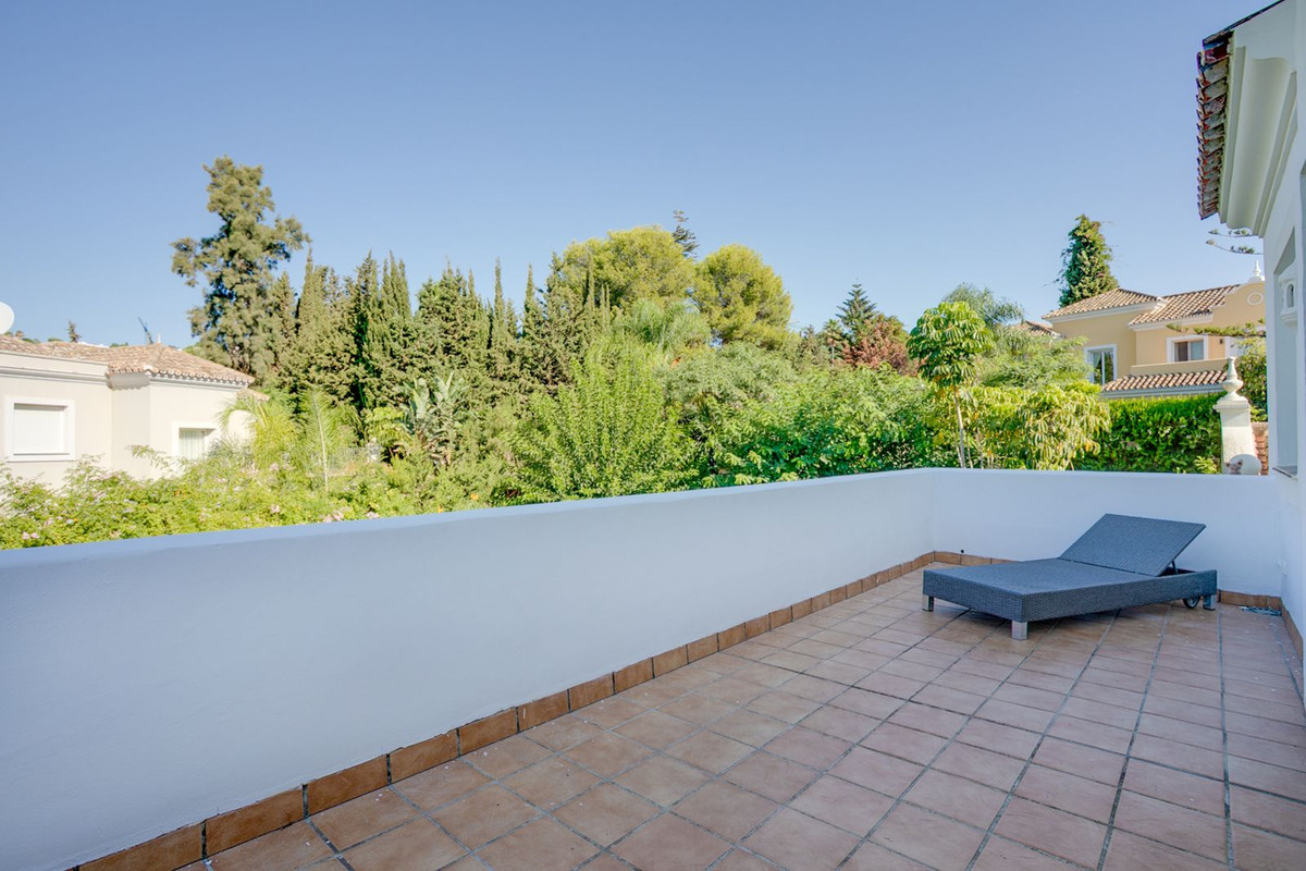 Villa met 3 slaapkamers in El Paraiso in El Paraiso - foto 13