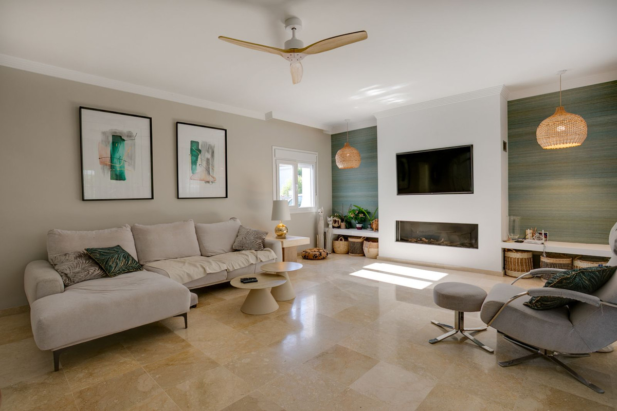 Villa met 3 slaapkamers in El Paraiso in El Paraiso - foto 3